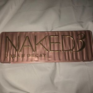 Naked 3 Pallet
